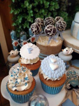 Cupcakes celeste y blanco - Nacimiento